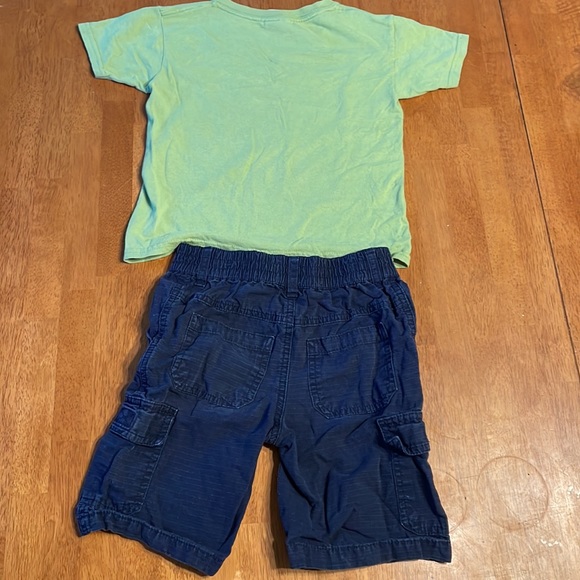 Truckee, California T-shirt, and Gymboree shorts - Picture 6 of 6